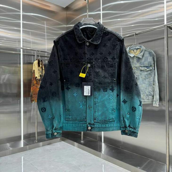 Picture of LV Sweater Suits _SKULVsz46-52M-2XLhgntx1041199